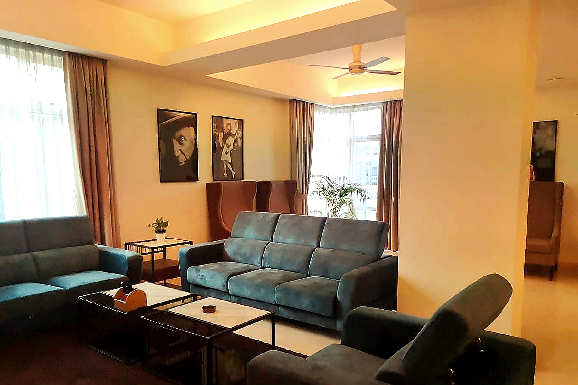 Duplex lounge upper level